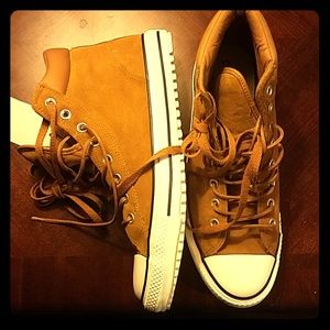 Converse Chuck Taylor All Star Suede High Top Boot